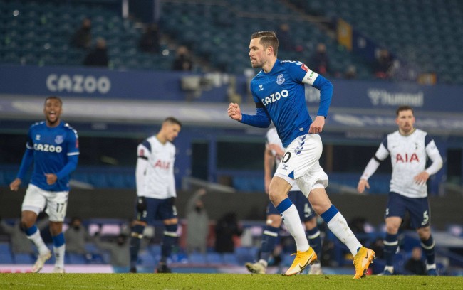 中国女足遭 中国女足遭