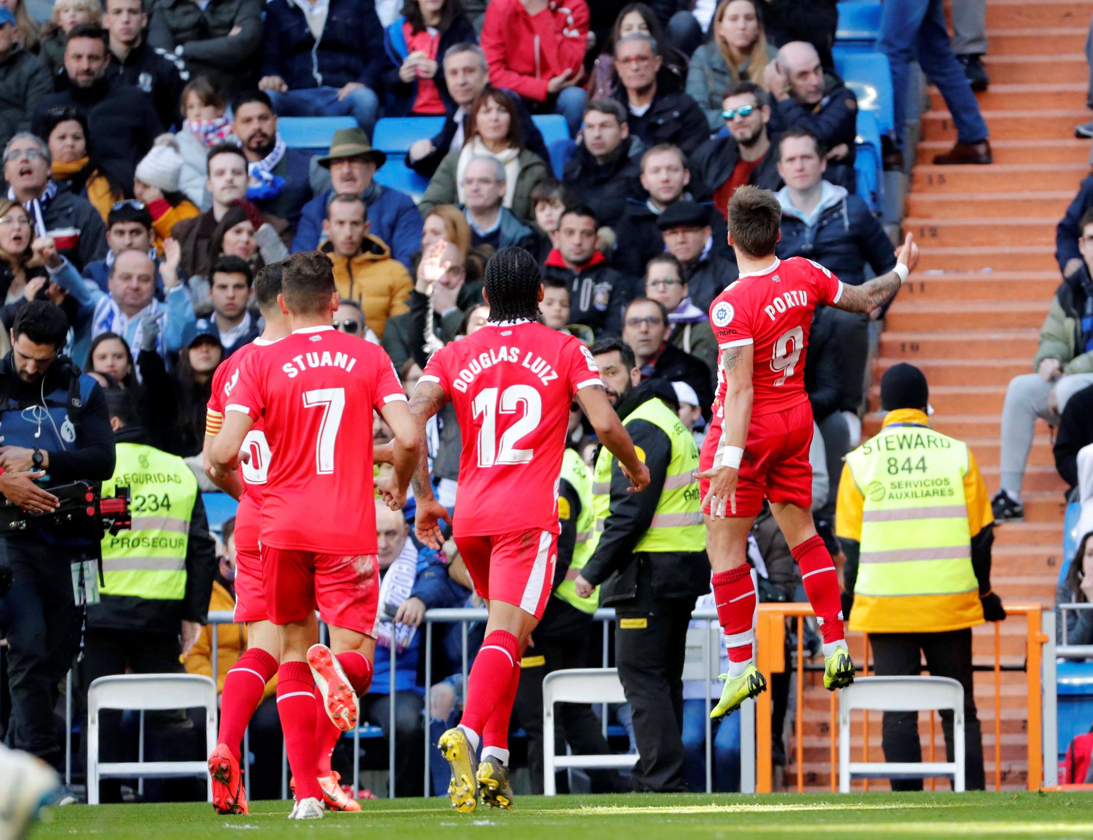 示他的个人 示他的个人