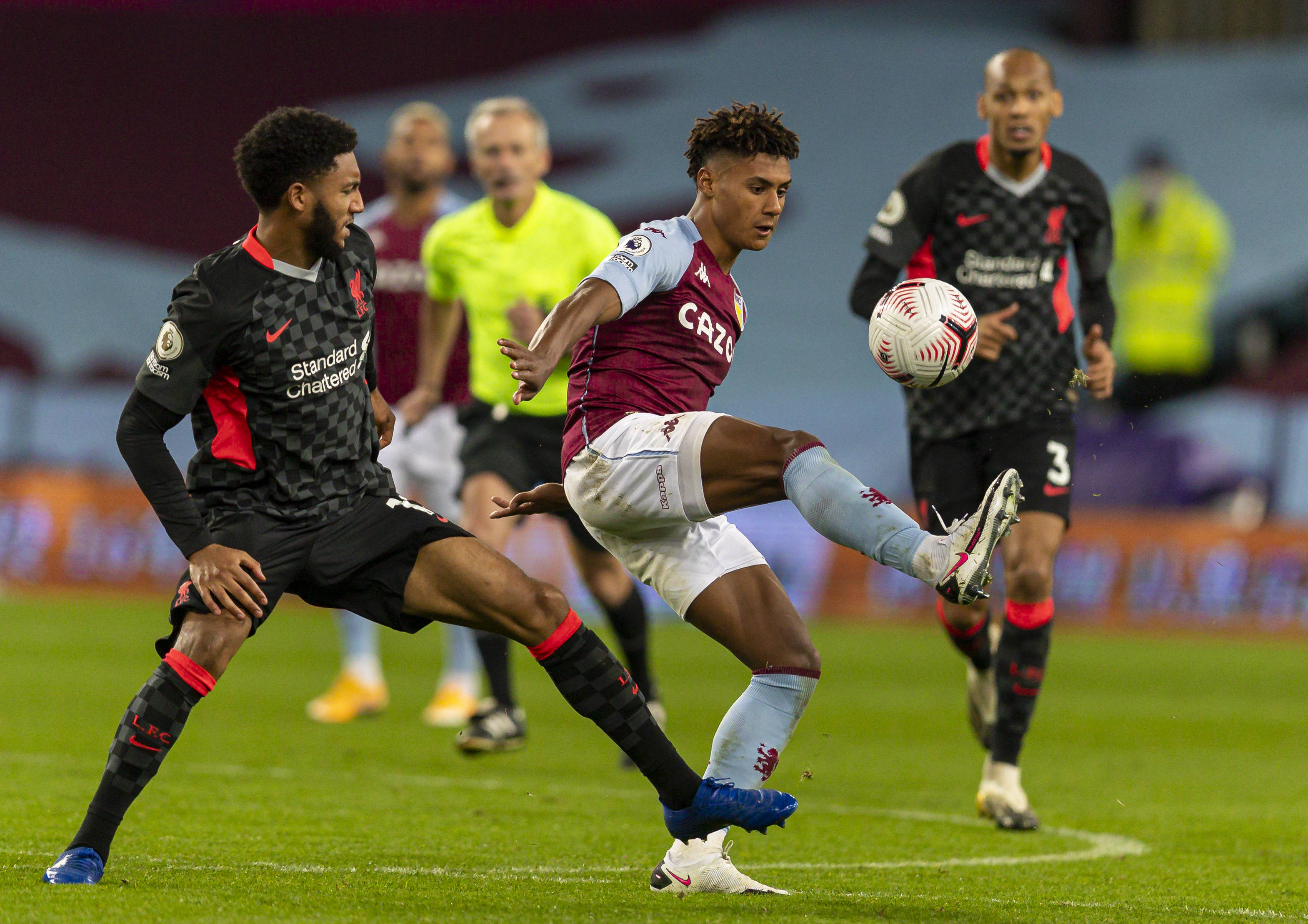 这两位巨星 这两位巨星